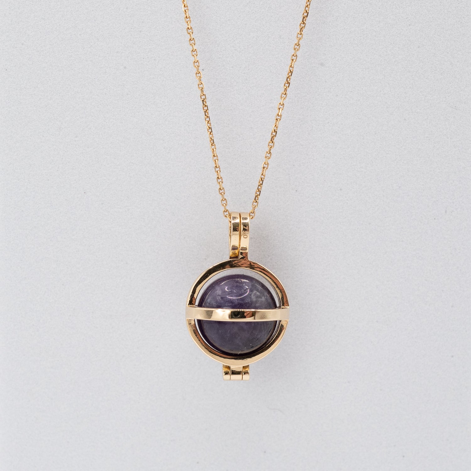 18k Gold Amethyst Keeper Pendant Necklace