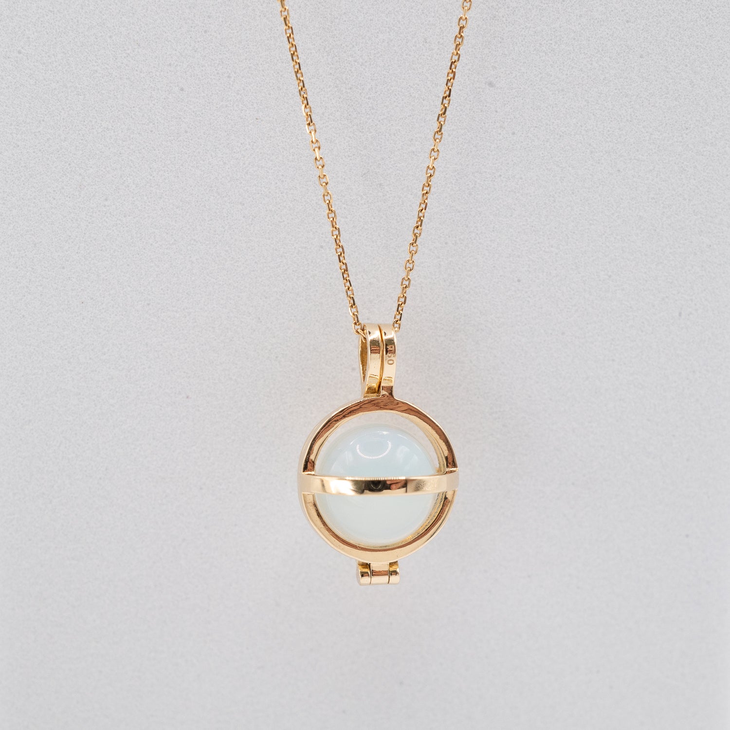 18k Gold Opal Keeper Pendant Necklace